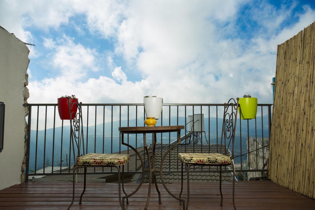 Avney Hahoshen Safed Exterior foto